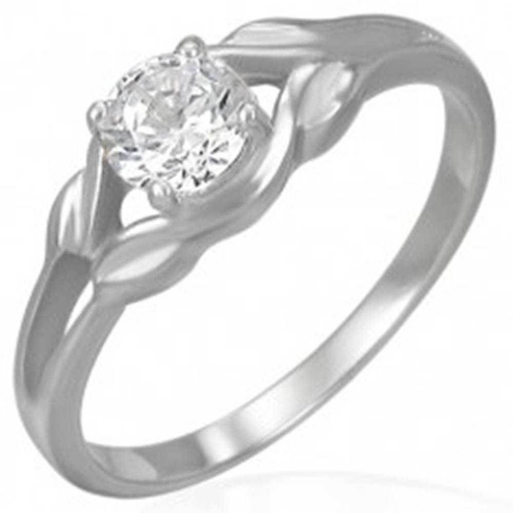Šperky eshop Oceľový zásnubný prsteň - číry zirkón v slučke - Veľkosť: 48 mm