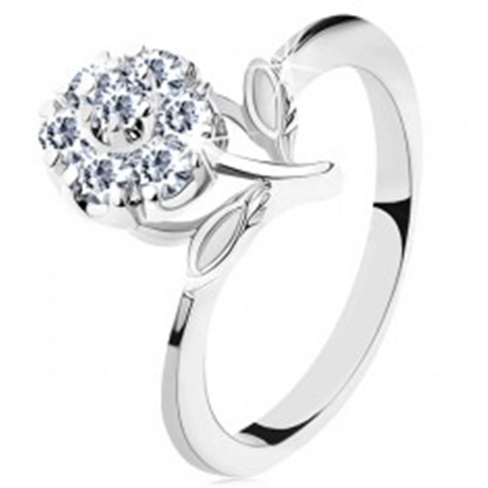 Šperky eshop Prsteň v striebornom odtieni, úzke ramená, trblietavý zirkónový kvet čírej farby - Veľkosť: 51 mm
