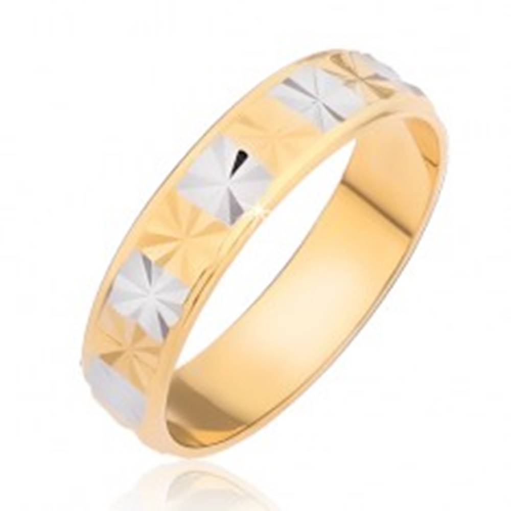 Šperky eshop Lesklý prsteň - obdĺžniky s diamantovým rezom - Veľkosť: 48 mm