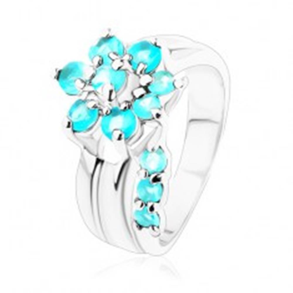 Šperky eshop Prsteň s rozdelenými ramenami, kvet so stonkou v akvamarínovej farbe - Veľkosť: 49 mm