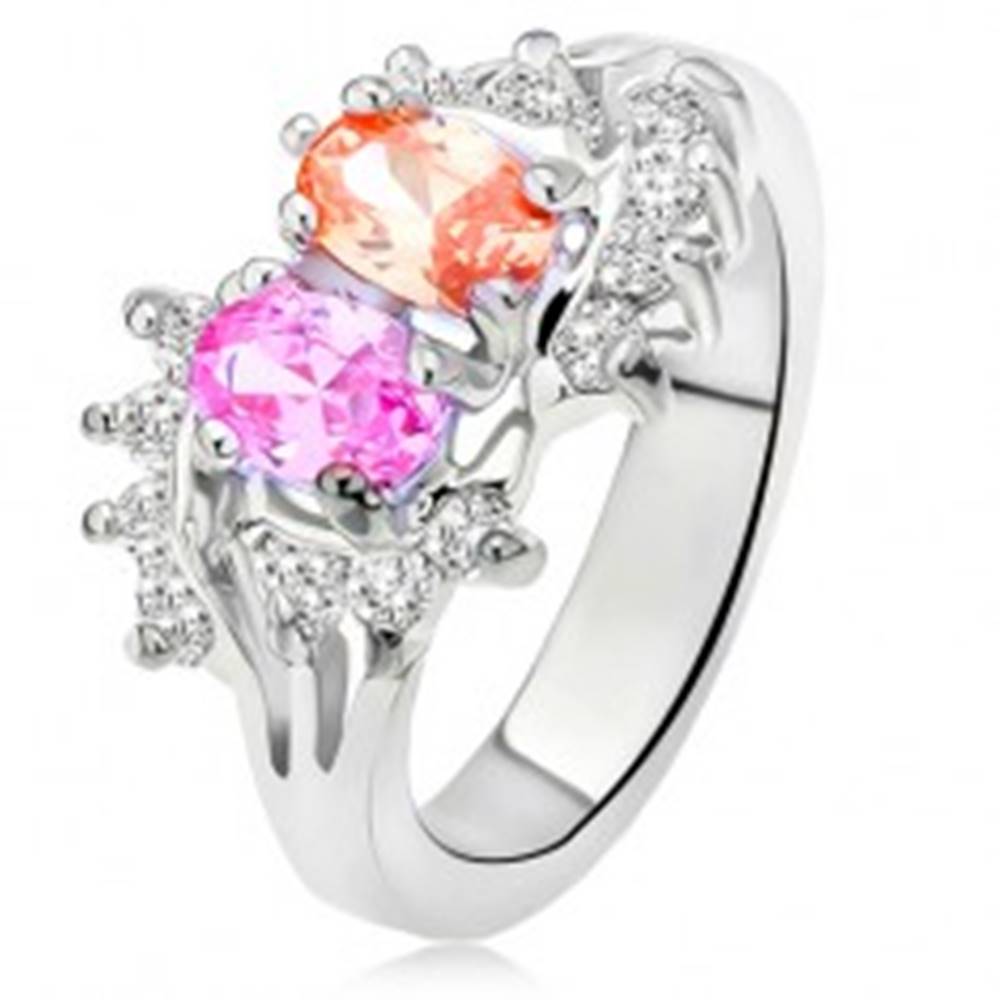 Šperky eshop Lesklý prsteň striebornej farby, dva farebné kamienky, malé číre zirkóny - Veľkosť: 48 mm