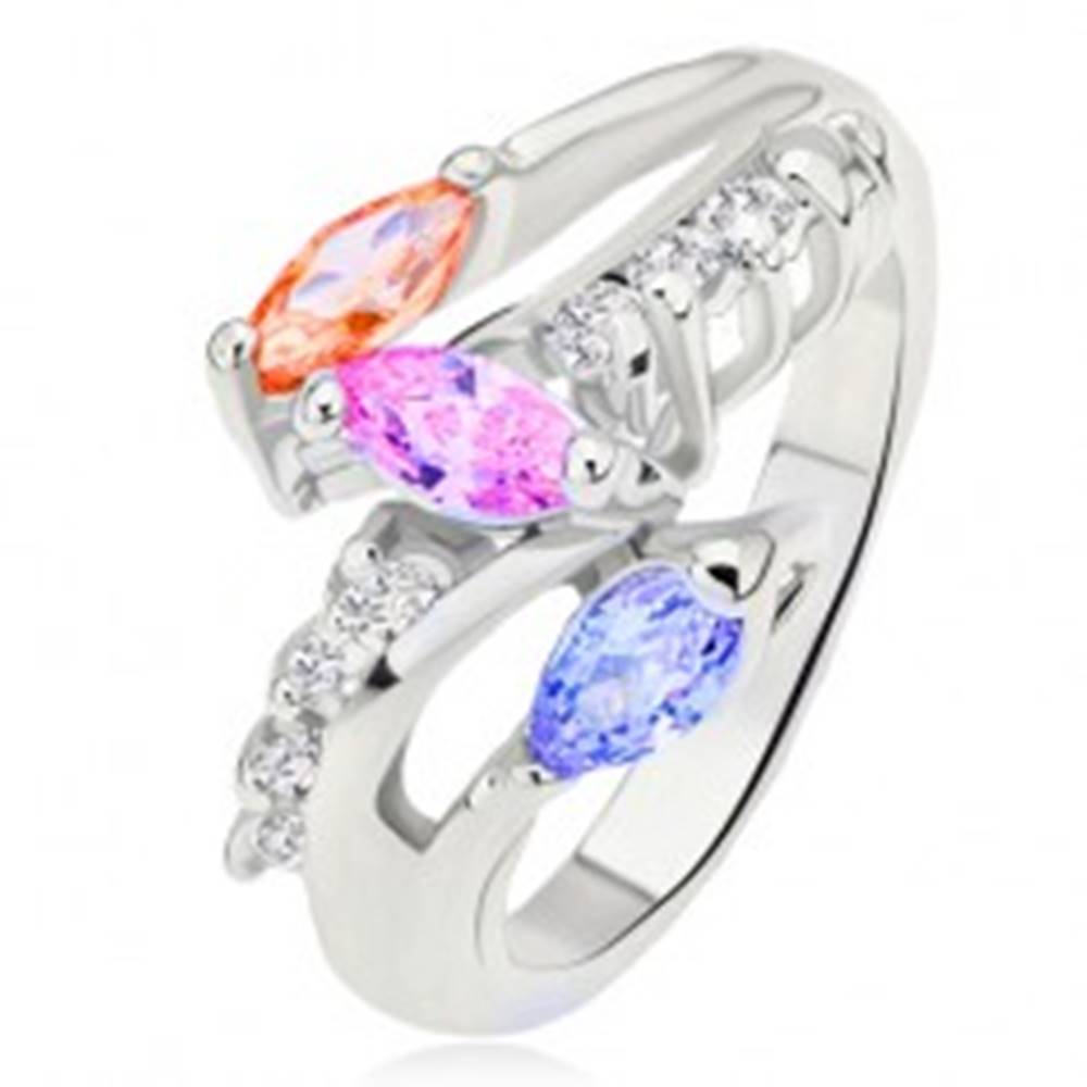 Šperky eshop Prsteň striebornej farby, farebné zrniečkové kamienky, oblá číra línia - Veľkosť: 49 mm