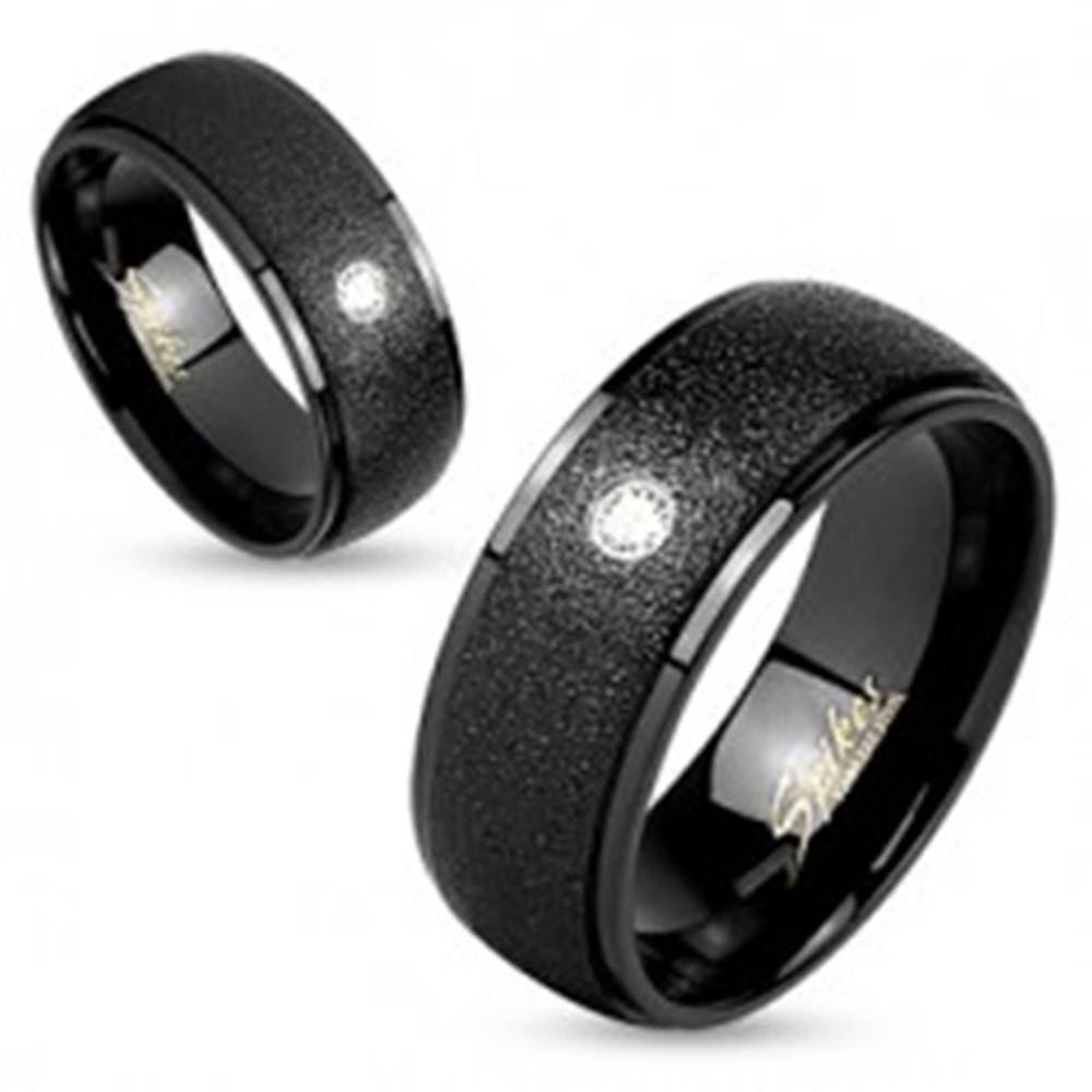 Šperky eshop Prsteň v čiernom odtieni, oceľ 316L, trblietavý povrch, číry zirkónik, 8 mm - Veľkosť: 59 mm