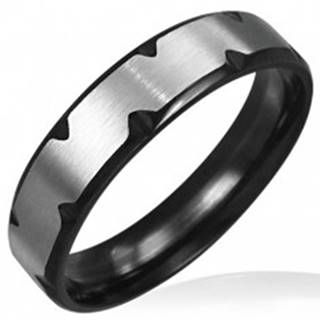 Oceľový prsteň s čiernymi zárezmi - Veľkosť: 54 mm