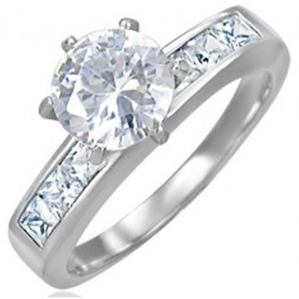 Šperky eshop Snubný oceľový prsteň s vystupujúcim stredovým zirkónom - Veľkosť: 48 mm