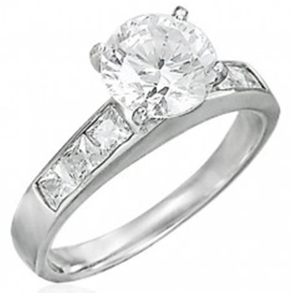 Šperky eshop Zásnubný prsteň z ocele 316L, vystupujúci zirkón čírej farby - Veľkosť: 49 mm