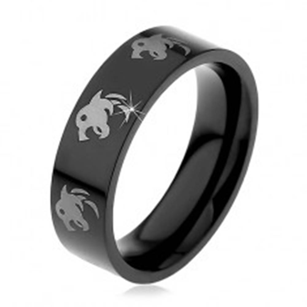 Šperky eshop Čierny oceľový prsteň, potlač vlkov striebornej farby, 6 mm - Veľkosť: 49 mm