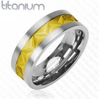 Titánová obrúčka - vzor trojuholníkov zlatej farby  - Veľkosť: 49 mm