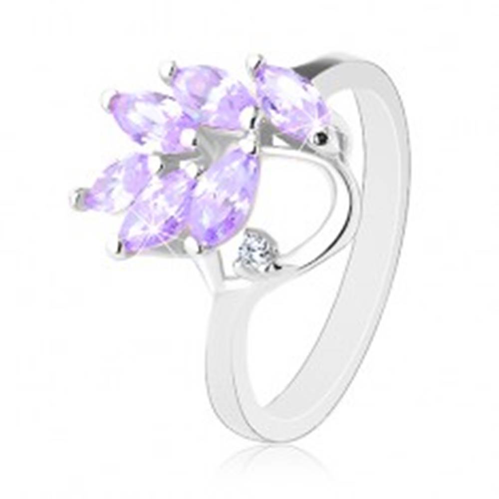 Šperky eshop Ligotavý prsteň striebornej farby, vetvička so svetlofialovými zrnkami - Veľkosť: 48 mm