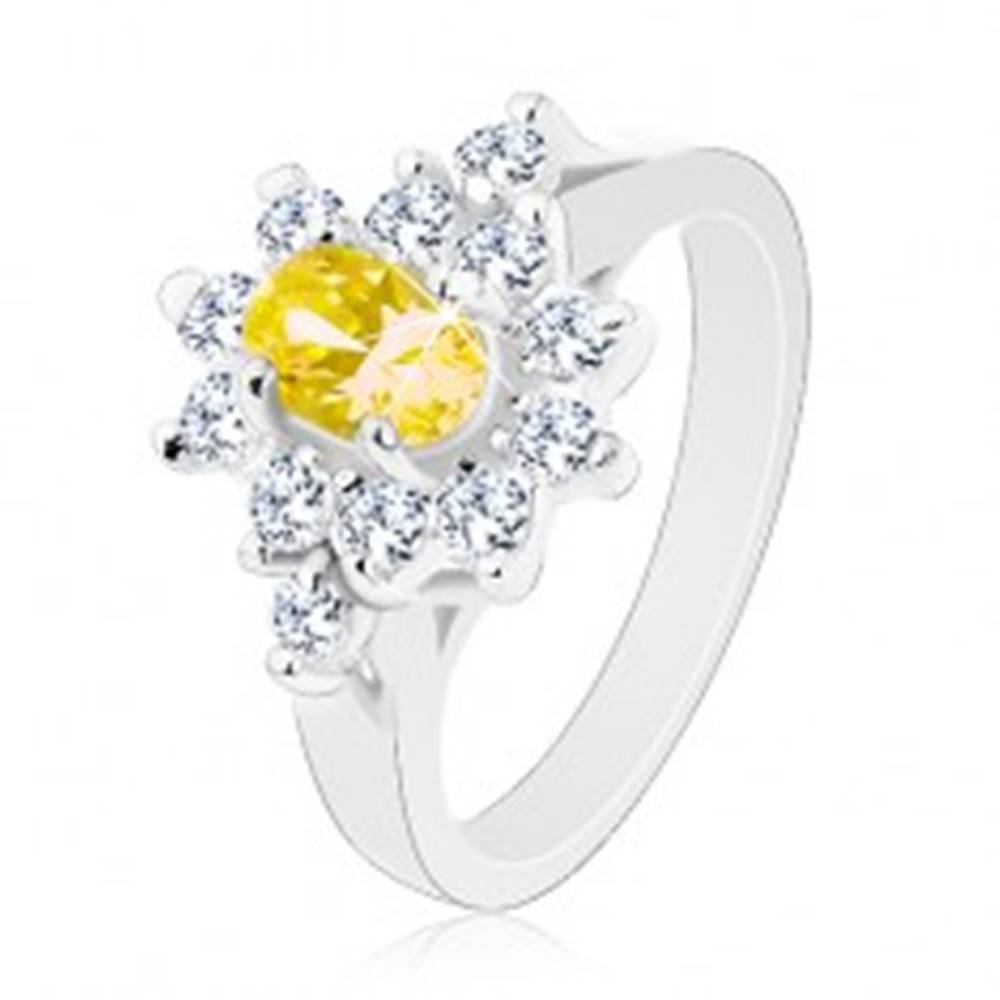 Šperky eshop Ligotavý prsteň, oválny zirkón žltej farby, kontúra z čírych zirkónikov - Veľkosť: 49 mm