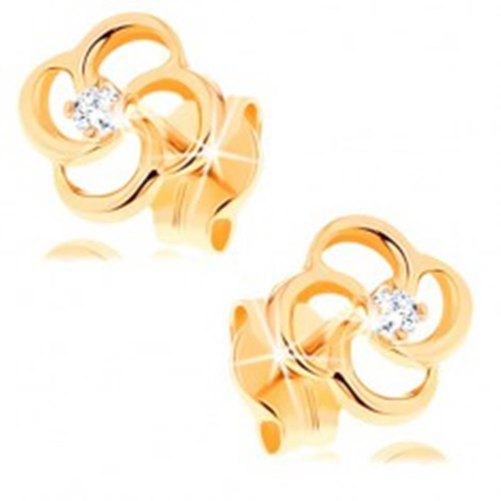 Šperky eshop Briliantové náušnice zo žltého 14K zlata - kvet s čírym diamantom