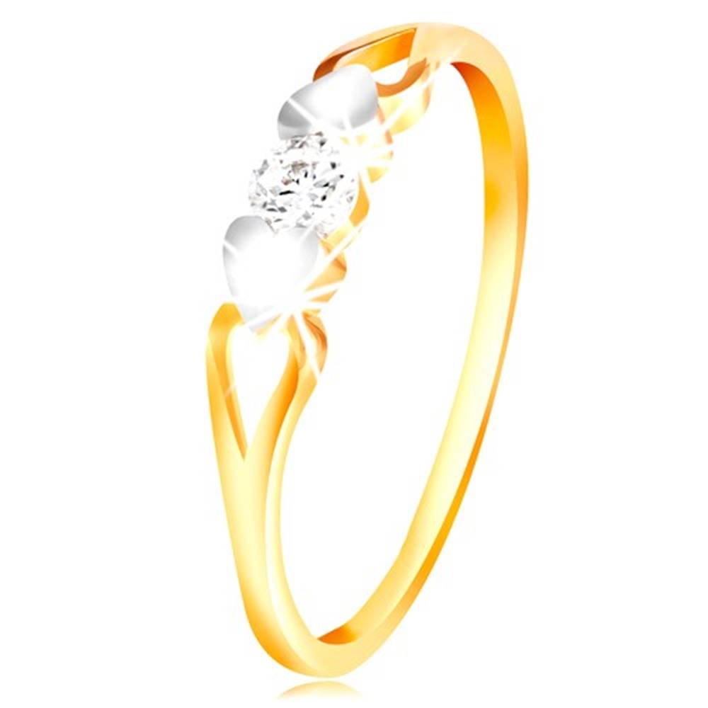 Šperky eshop Zlatý prsteň 585 - srdiečka z bieleho zlata, výrezy a číry zirkón uprostred - Veľkosť: 49 mm